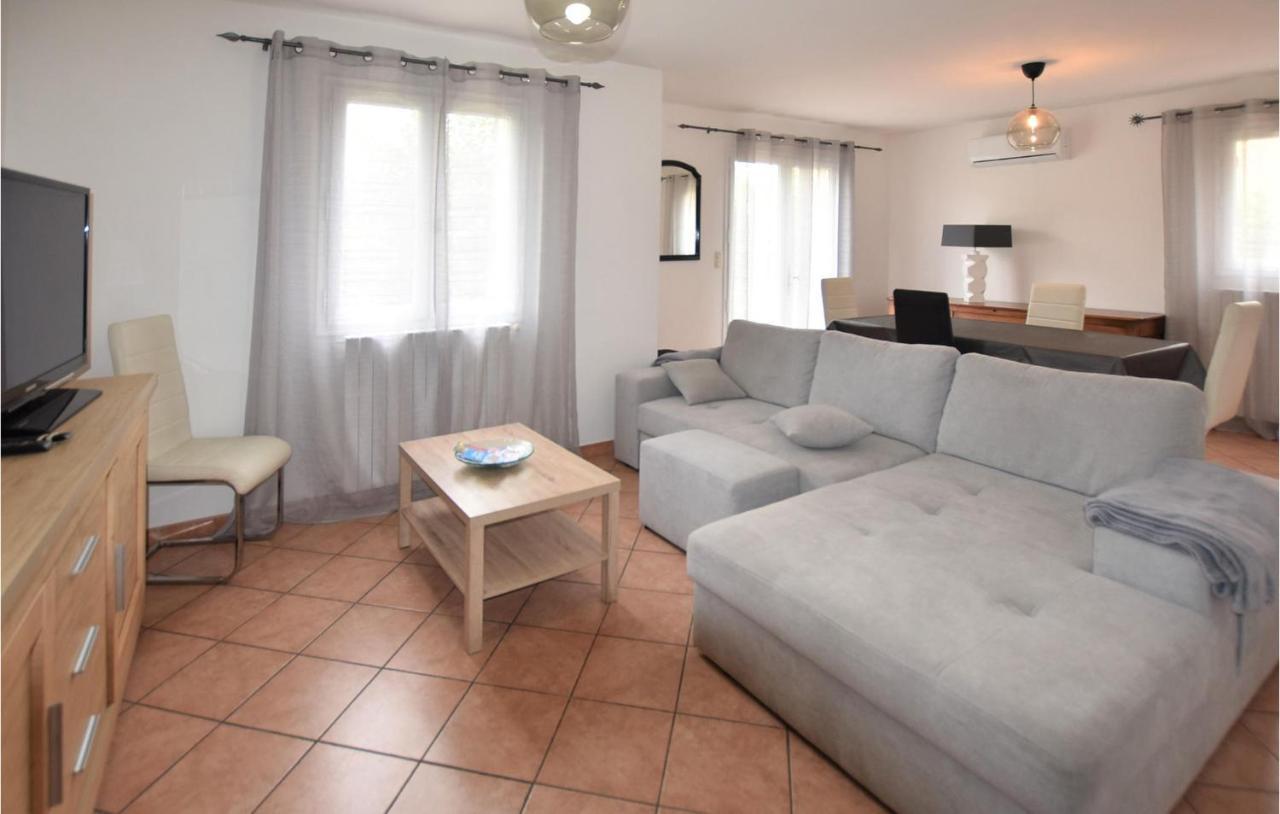 Stunning Home In Avignon With Wifi Zewnętrze zdjęcie